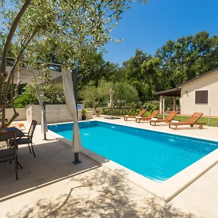 Giovanna Casa de Férias *